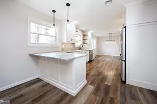 938 Kingsway Dr, Coatesville, PA 19320 - Photo 16