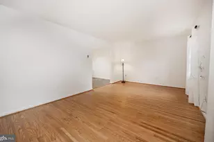 938 Kingsway Dr, Coatesville, PA 19320 - Photo 10