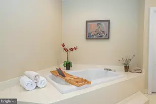 48 Longview Cir, Berwyn, PA 19312 - Photo 14