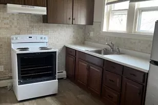 381 Charles St, Coatesville, PA 19320 - Photo 2