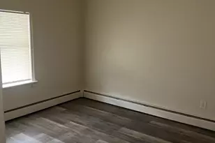 381 Charles St, Coatesville, PA 19320 - Photo 4