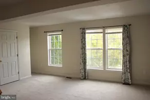 5 N Savanna Dr, Pottstown, PA 19465 - Photo 18