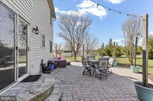 33 Bandon Cir, West Grove, PA 19390 - Photo 4