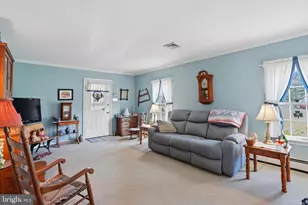 863 Hunters Run Rd, Pottstown, PA 19465 - Photo 16