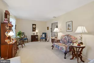 863 Hunters Run Rd, Pottstown, PA 19465 - Photo 4