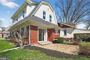 424 Arch St, Spring City, PA 19475 - Photo 4