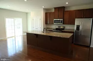 172 Mulberry Dr, Malvern, PA 19355 - Photo 2