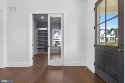 302 Old Kingfisher Lane, Malvern, PA 19355 - Photo 2