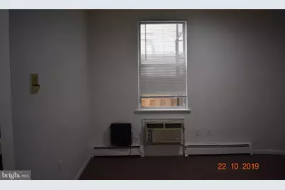 138 W Market Street #1-REAR, West Chester, PA 19382 - Photo 2