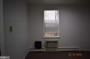 138 W Market St, West Chester, PA 19382 - Photo 2