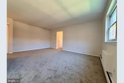 335 E Lancaster Avenue #B-14, Downingtown, PA 19335 - Photo 4