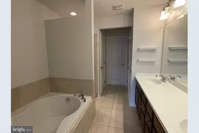 296 N Caldwell Circle, Downingtown, PA 19335 - Photo 10