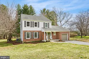 820 Plumtry Dr, West Chester, PA 19382 - Photo 4