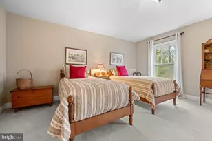 300 Old Barn Cir, Phoenixville, PA 19460 - Photo 22