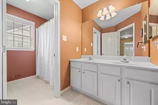 300 Old Barn Cir, Phoenixville, PA 19460 - Photo 24