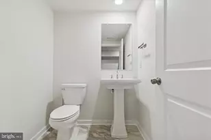 141 Four Leaf Dr, Downingtown, PA 19335 - Photo 28