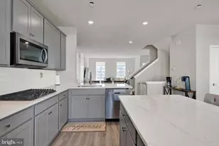 423 Smithworks Blvd, Phoenixville, PA 19460 - Photo 2