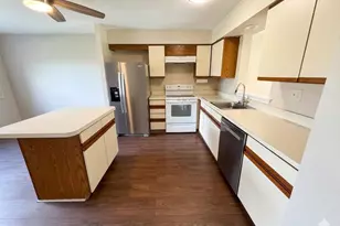 118 Caernarvon Ct, Exton, PA 19341 - Photo 8