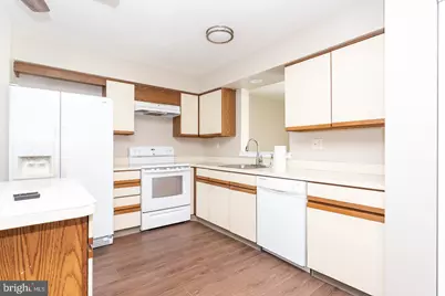 118 Caernarvon Court, Exton, PA 19341 - Photo 8