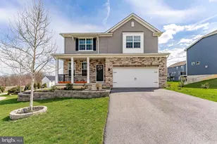 266 Arters Wy, Downingtown, PA 19335 - Photo 2