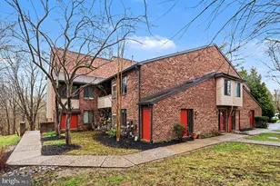 910 Mountainview Dr, Tredyffrin, PA 19087 - Photo 2