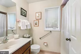 1204 Princeton Ln, West Chester, PA 19380 - Photo 14