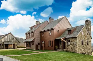 202 Privet Ln, Elverson, PA 19520 - Photo 1