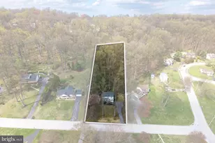 401 Baker Ln, Coatesville, PA 19320 - Photo 6