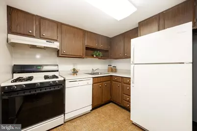 374 Old Forge Crossing #374, Devon, PA 19333 - Photo 12