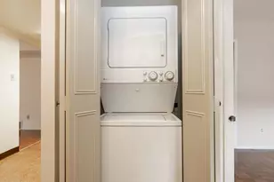 374 Old Forge Crossing, Devon, PA 19333 - Photo 16