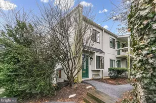 435 Summit House, West Chester, PA 19382 - Photo 1