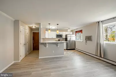 335 E Lancaster Avenue #E4, Downingtown, PA 19335 - Photo 10