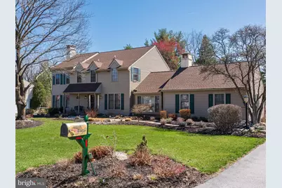 418 Beaumont Circle, West Chester, PA 19380 - Photo 2