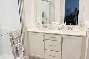 137 Four Leaf Dr, Downingtown, PA 19335 - Photo 8