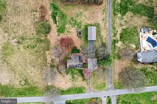 1442 Harvey Ln, Pottstown, PA 19465 - Photo 4