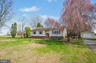 1442 Harvey Ln, Pottstown, PA 19465 - Photo 6