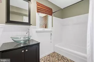 1561 Tanglewood, West Chester, PA 19380 - Photo 24