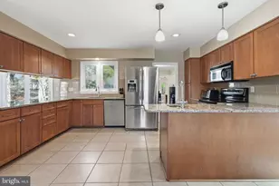 1561 Tanglewood, West Chester, PA 19380 - Photo 18