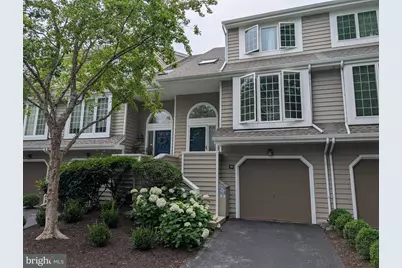 39 Cabot Drive, Chesterbrook, PA 19087 - Photo 1