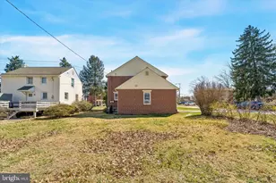 133 6th Ave, Phoenixville, PA 19460 - Photo 24