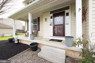 310 W 8th Avenue, Parkesburg, PA 19365 - Photo 2