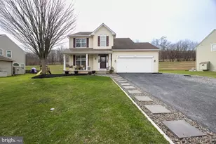 310 W 8th Ave, Parkesburg, PA 19365 - Photo 1