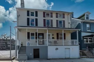 328 Church St, Phoenixville, PA 19460 - Photo 2