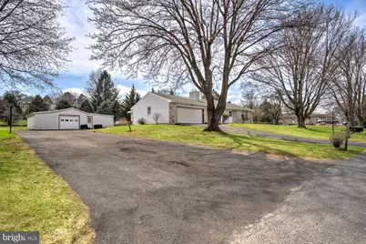 640 Meadow Drive, Honey Brook, PA 19344 - Photo 2