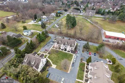 206 Riverbirch Circle #401, Kennett Square, PA 19348 - Photo 2