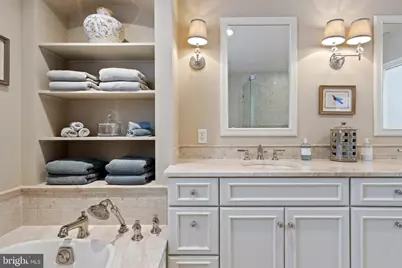 4 Brettagne #4, Devon, PA 19333 - Photo 16