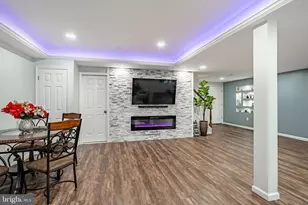 25 N Tompkins Square, Downingtown, PA 19335 - Photo 36