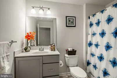 25 N Tompkins Square, Downingtown, PA 19335 - Photo 18