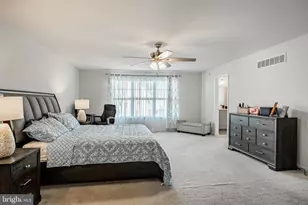 25 N Tompkins Square, Downingtown, PA 19335 - Photo 24