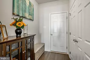 25 N Tompkins Square, Downingtown, PA 19335 - Photo 14